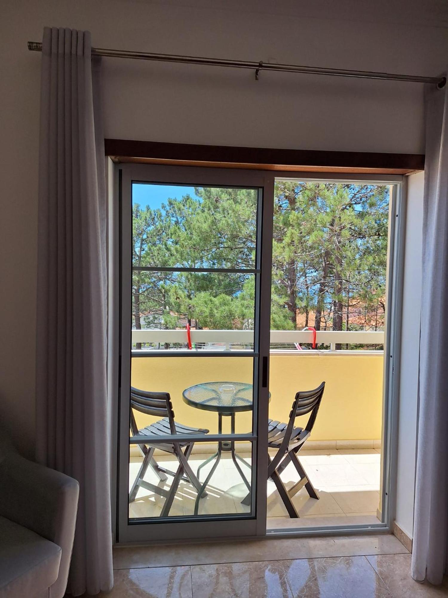Casa Branca Pinhal Homestay *